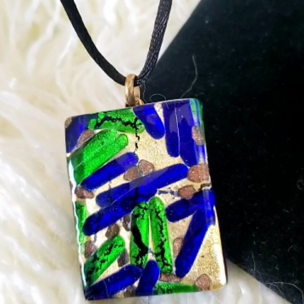 ✨Foil Art Glass Pendant Necklace 🌴